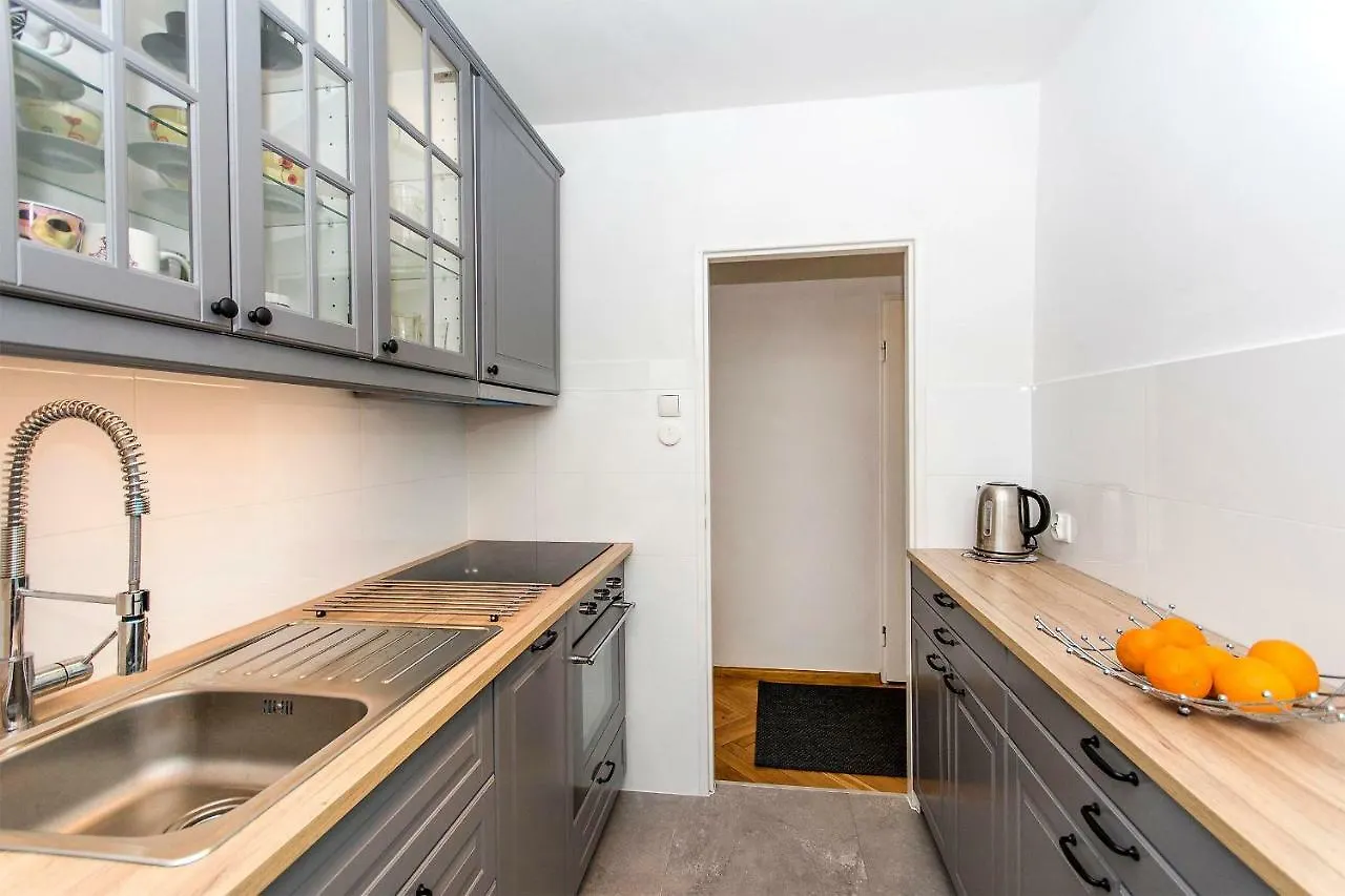 Sunny Suite In Center Of Sopot Apartment
